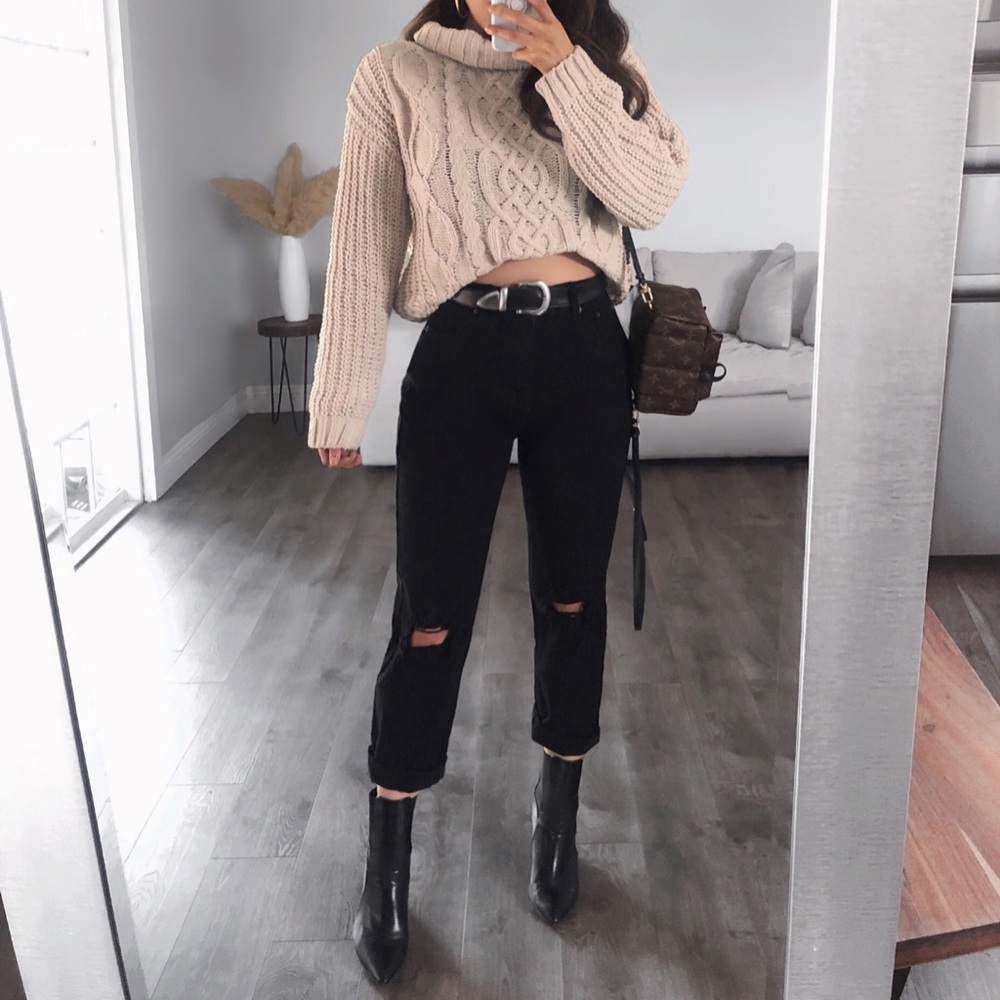 Black Slit Jeans